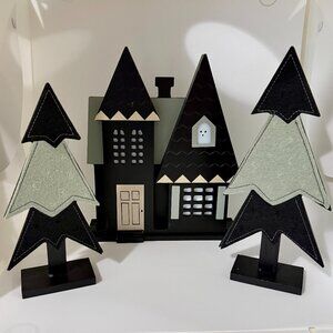 Hyde & EEK! Boutique Mini Mantle: Indoor Decor - Ghost house and 2 trees